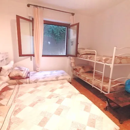 Bed & Breakfast Fiori D'alassio - Ampie Con Terrazza, Parcheggio E Scalinata Per Il Mare