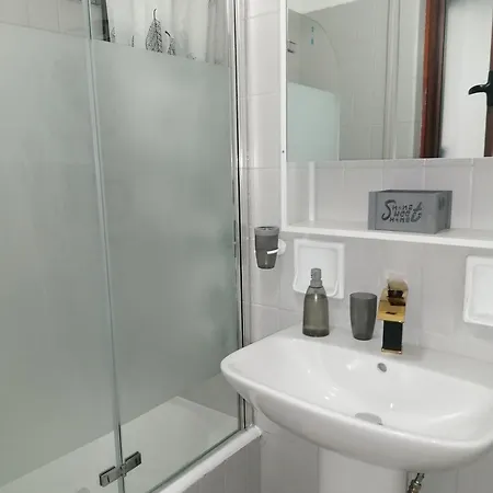 Bed & Breakfast B&B Fiori d'Alassio - ampie camere con terrazza, parcheggio e scalinata per il mare