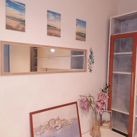B&B Fiori d'Alassio - ampie camere con terrazza, parcheggio e scalinata per il mare Bed & Breakfast Alassio